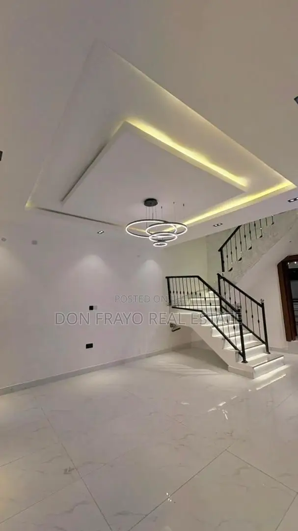 4bdrm Duplex in Carlton Gate Estate, Akobo for sale