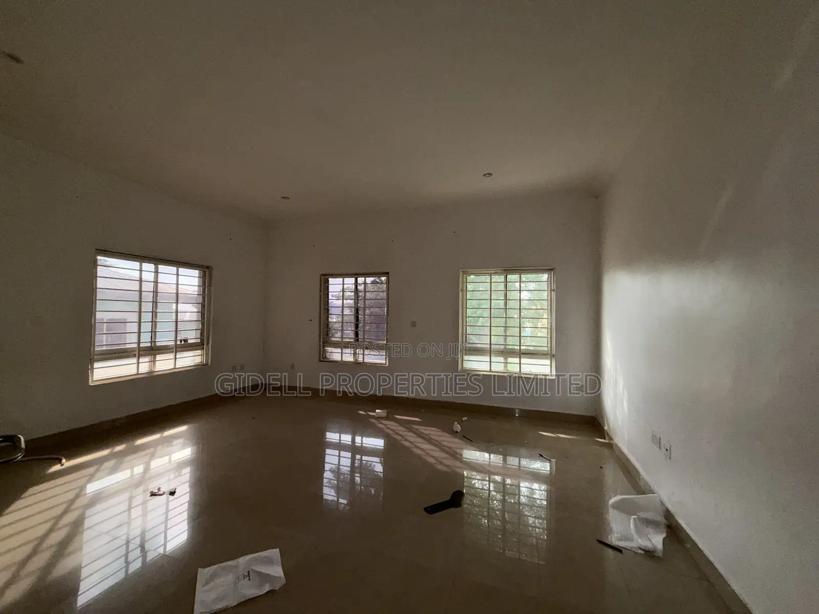4bdrm Duplex in Wuse 2 for rent