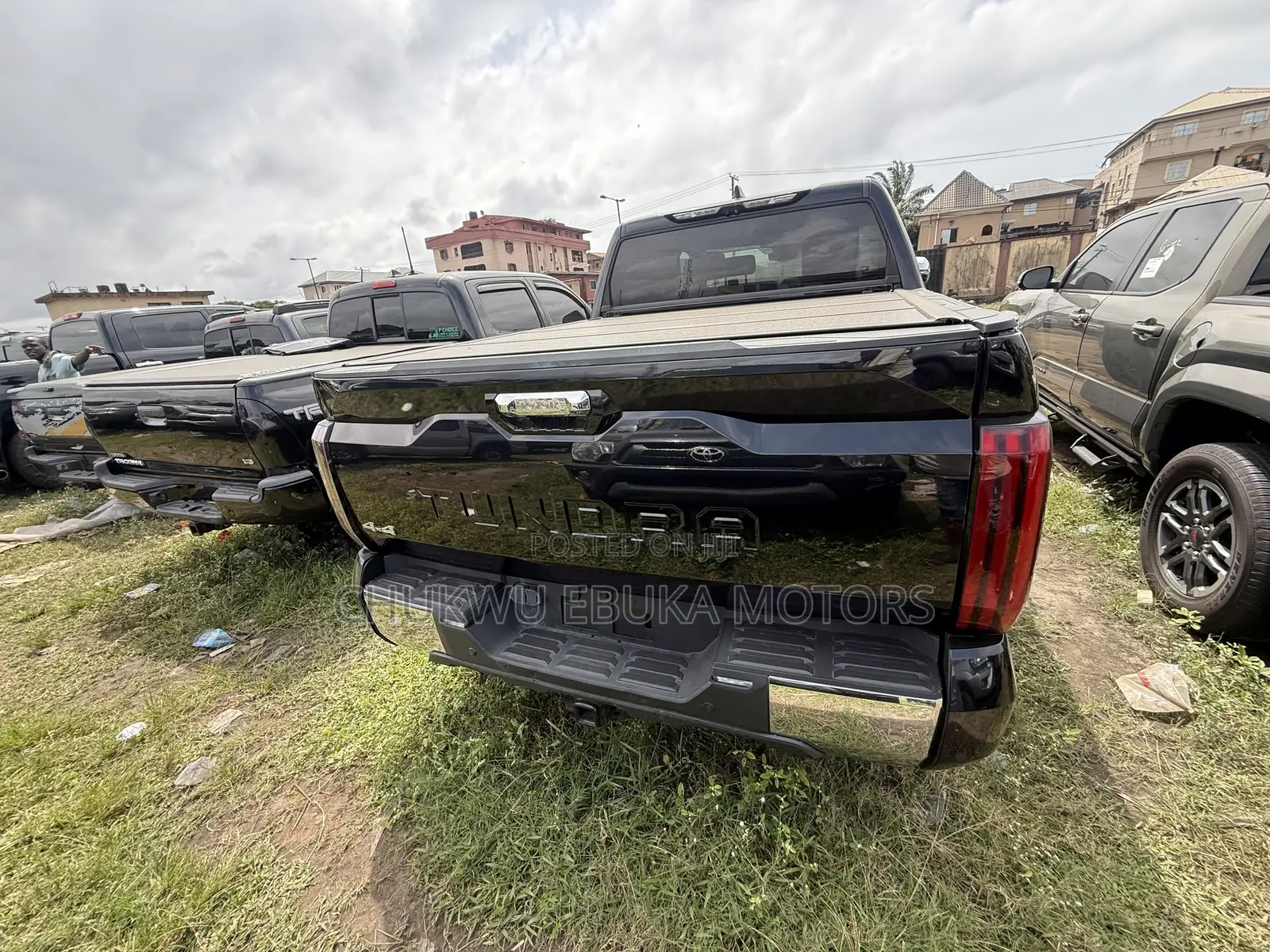 Toyota Tundra Platinum CrewMax 6.5' Bed 2023 Black