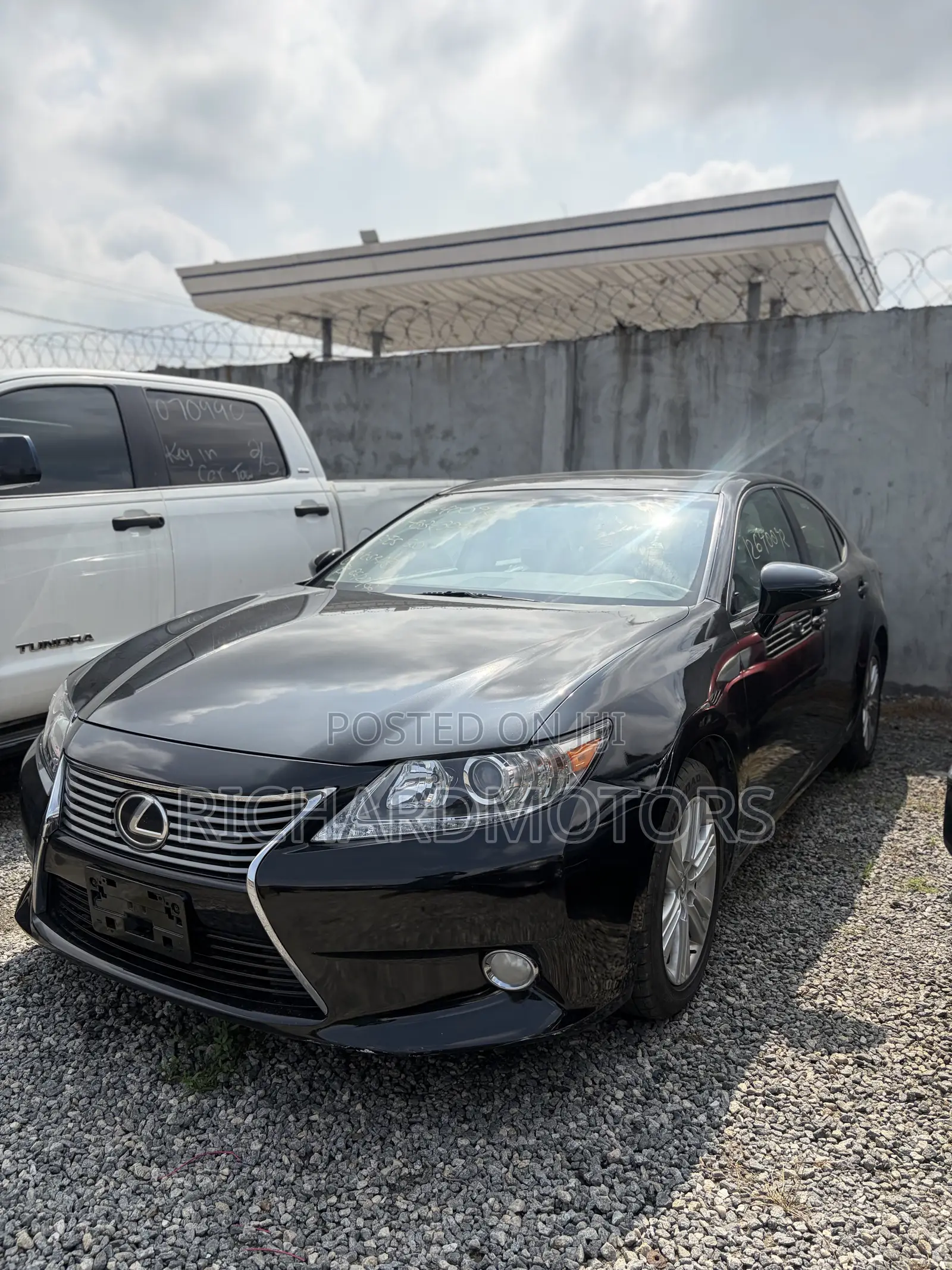 Lexus ES 350 FWD 2013 Black