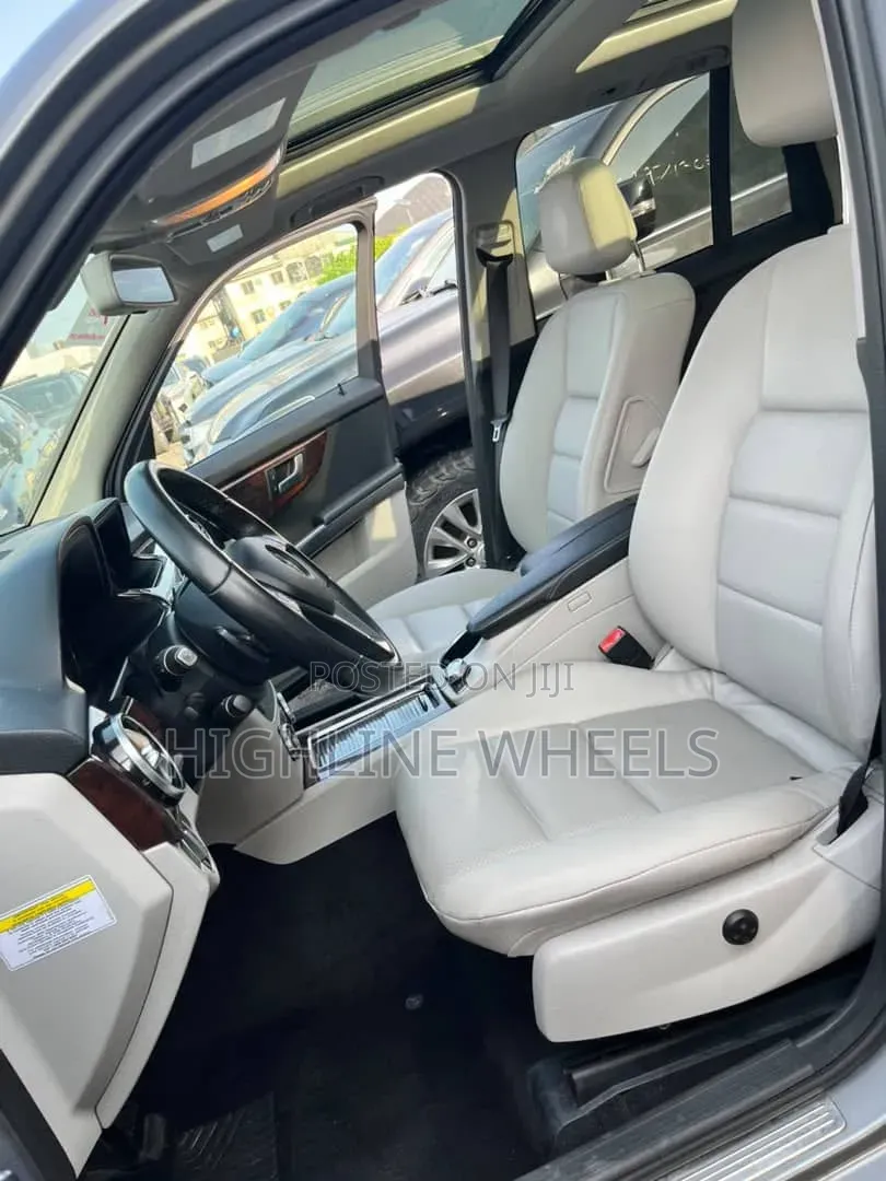 Mercedes-Benz GLK-Class 350 4MATIC 2014 Silver