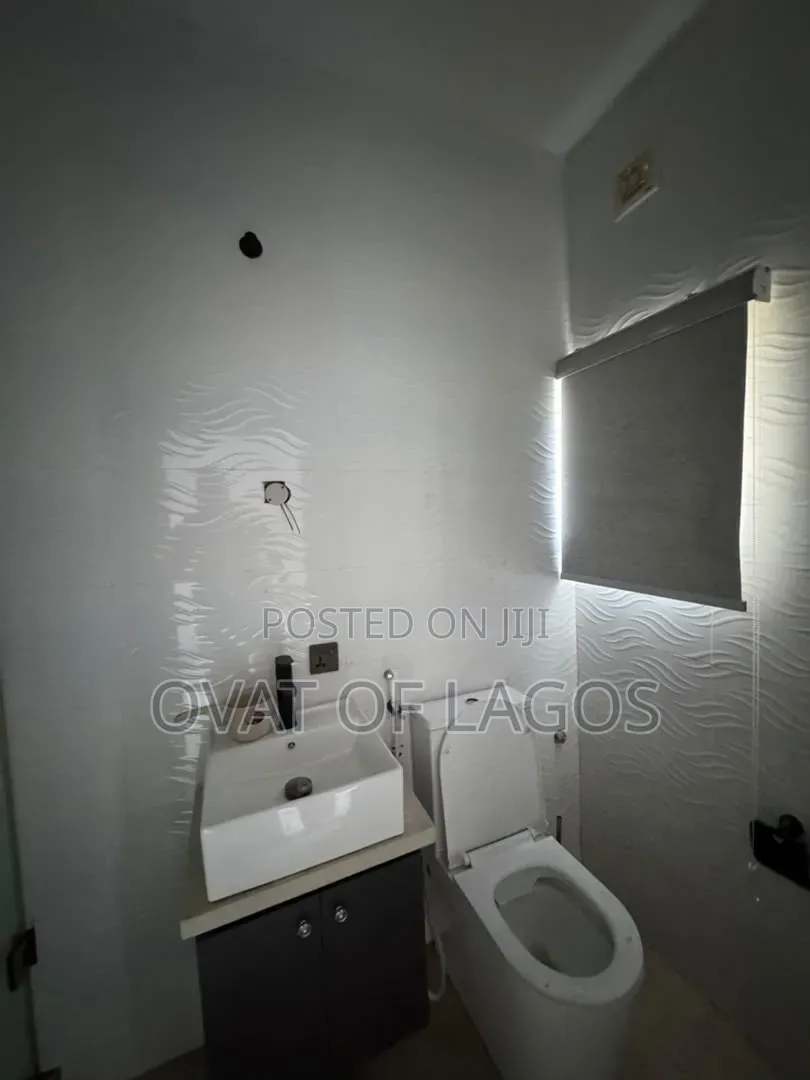 2bdrm Apartment in Ikate for rent