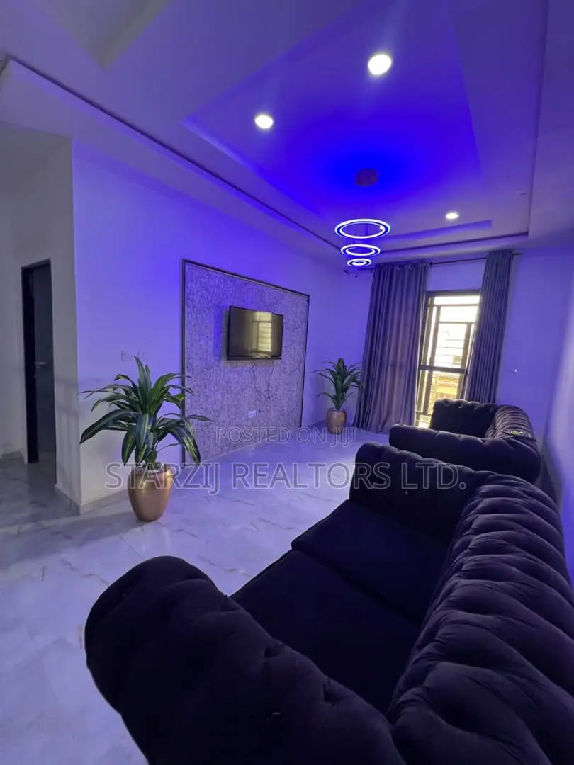 4bdrm Duplex in Karsana, Dape for sale