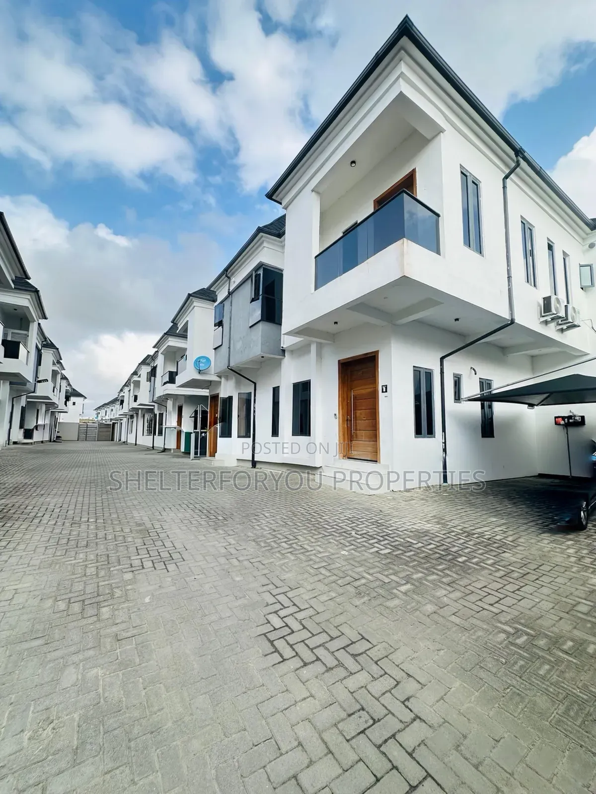 4bdrm Duplex in VGC / Ajah for rent