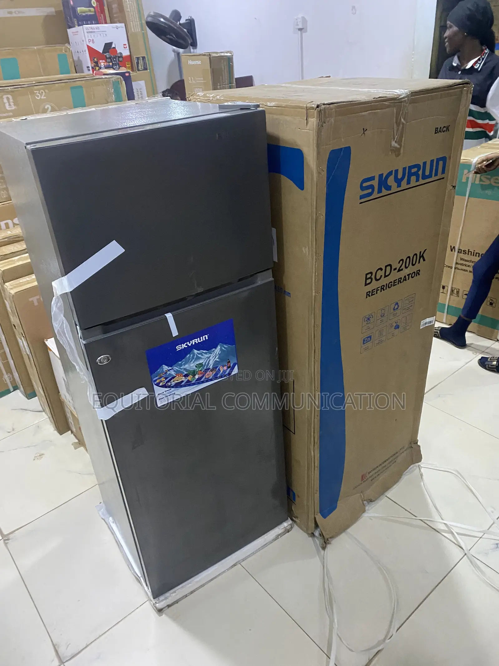 SKYRUN BCD-200K 200 Liters Top Freezer Fridge