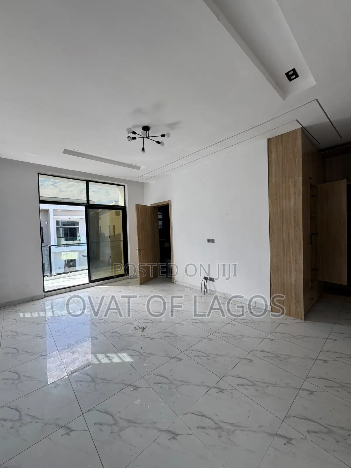 4bdrm Duplex in Lekki Expressway for rent