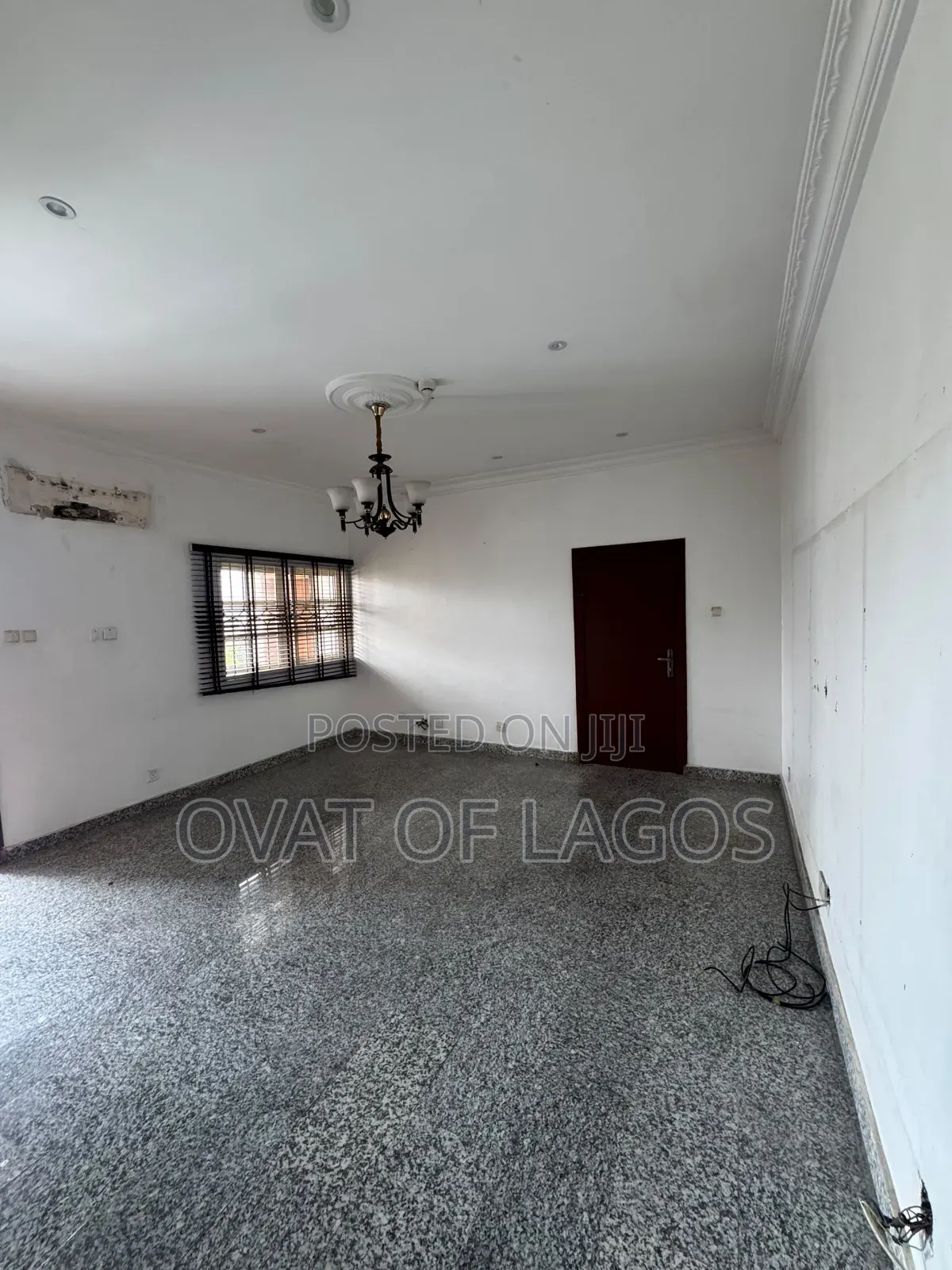 3bdrm Apartment in Lekki Phase 1 for rent
