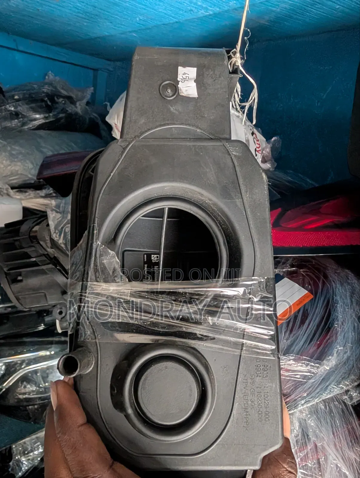 Mercedes Benz Tank Cover Complete GLS 167