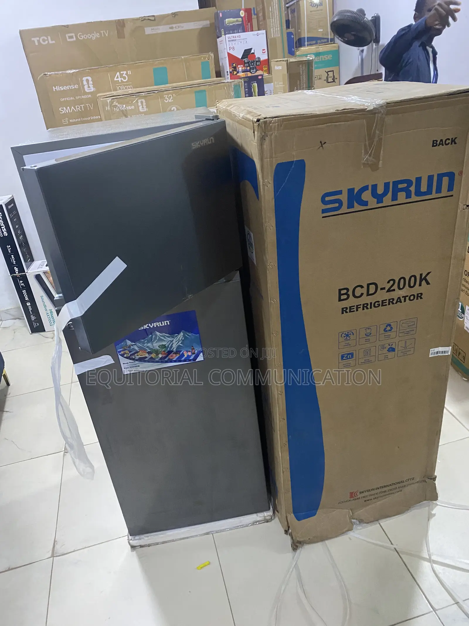 Skyrun 200L BCD-200K Top Freezer Fridge for Home
