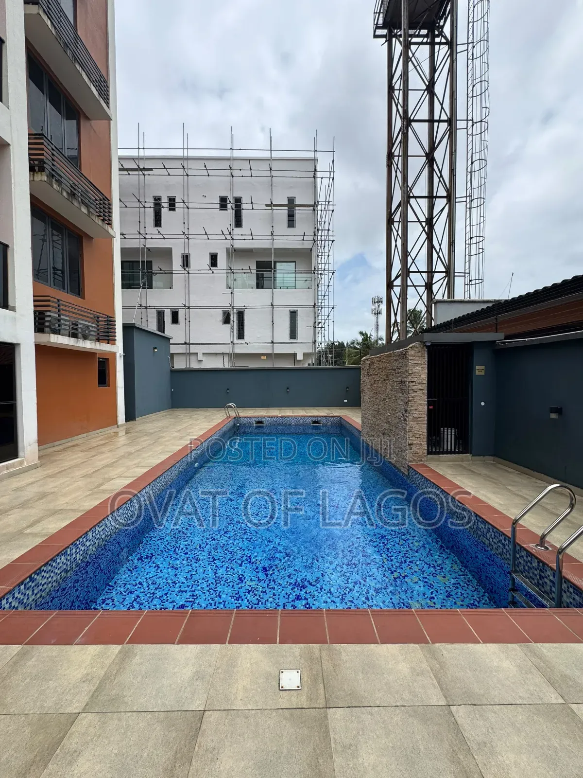 2bdrm Apartment in Lekki Phase 1 for rent