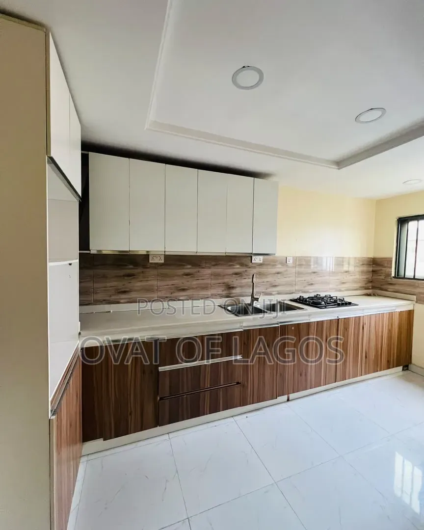 3bdrm Apartment in Ikate for rent