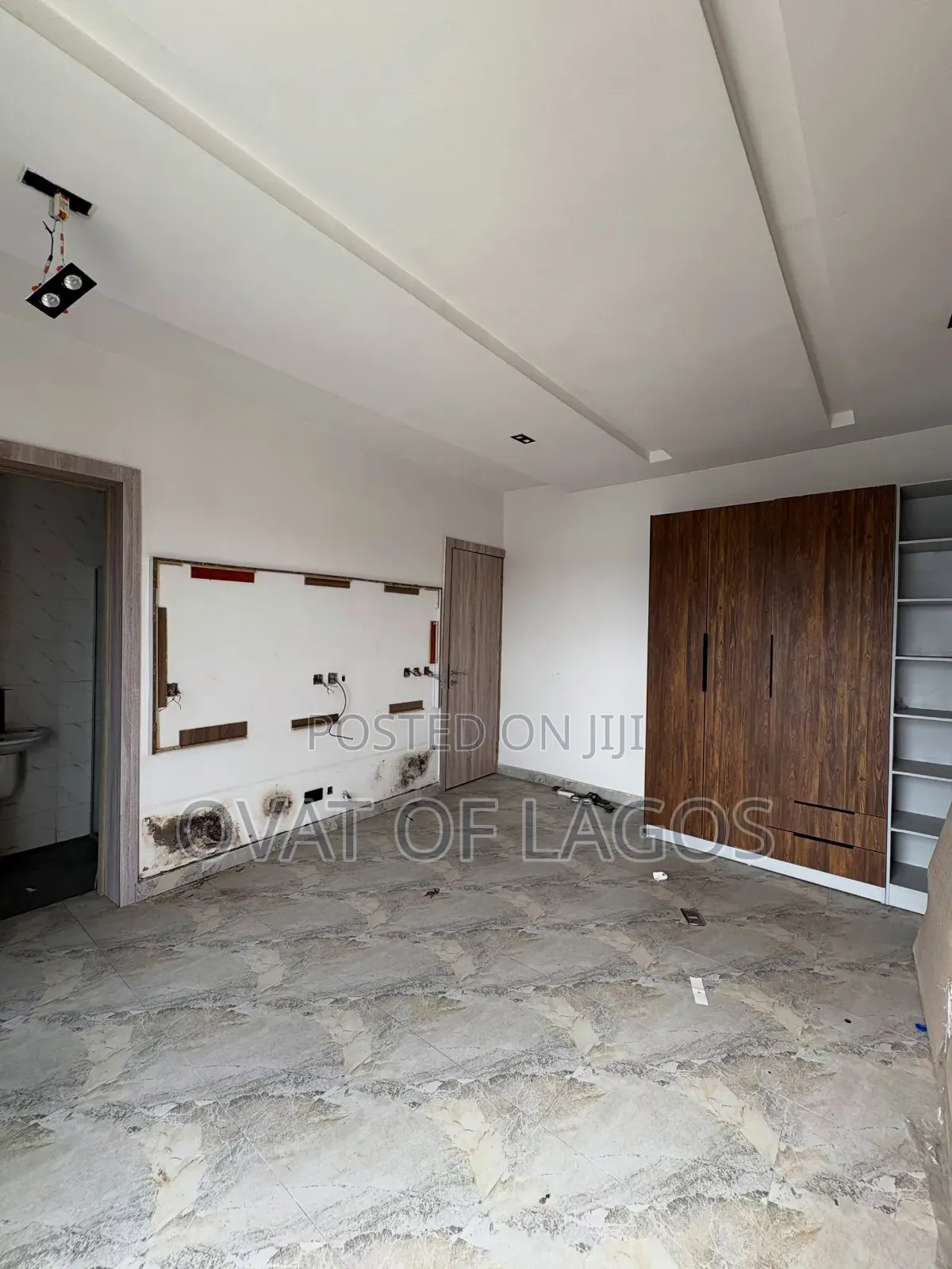 3bdrm Apartment in Lekki Phase 1 for rent
