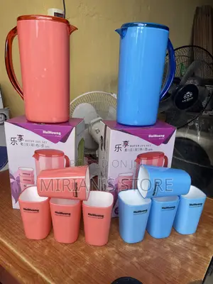 HuiHuang Plastic Water Jug & Cups Set