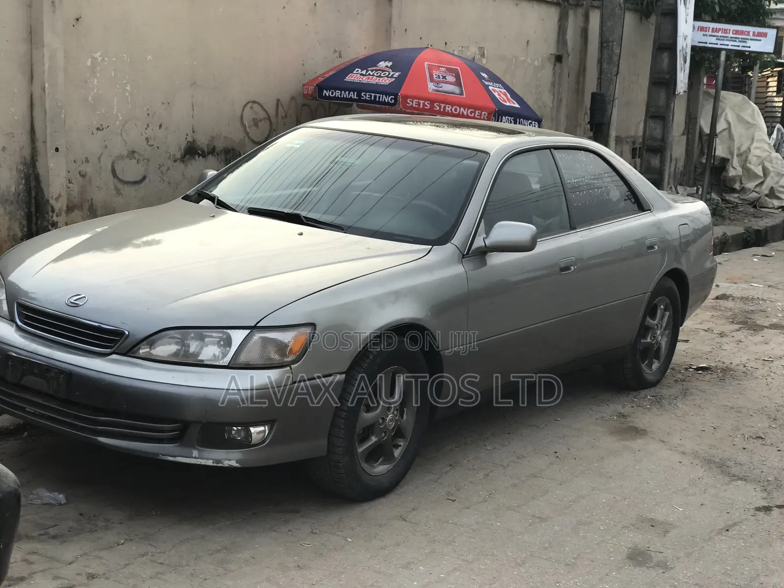 Lexus ES 300 2000 Gold