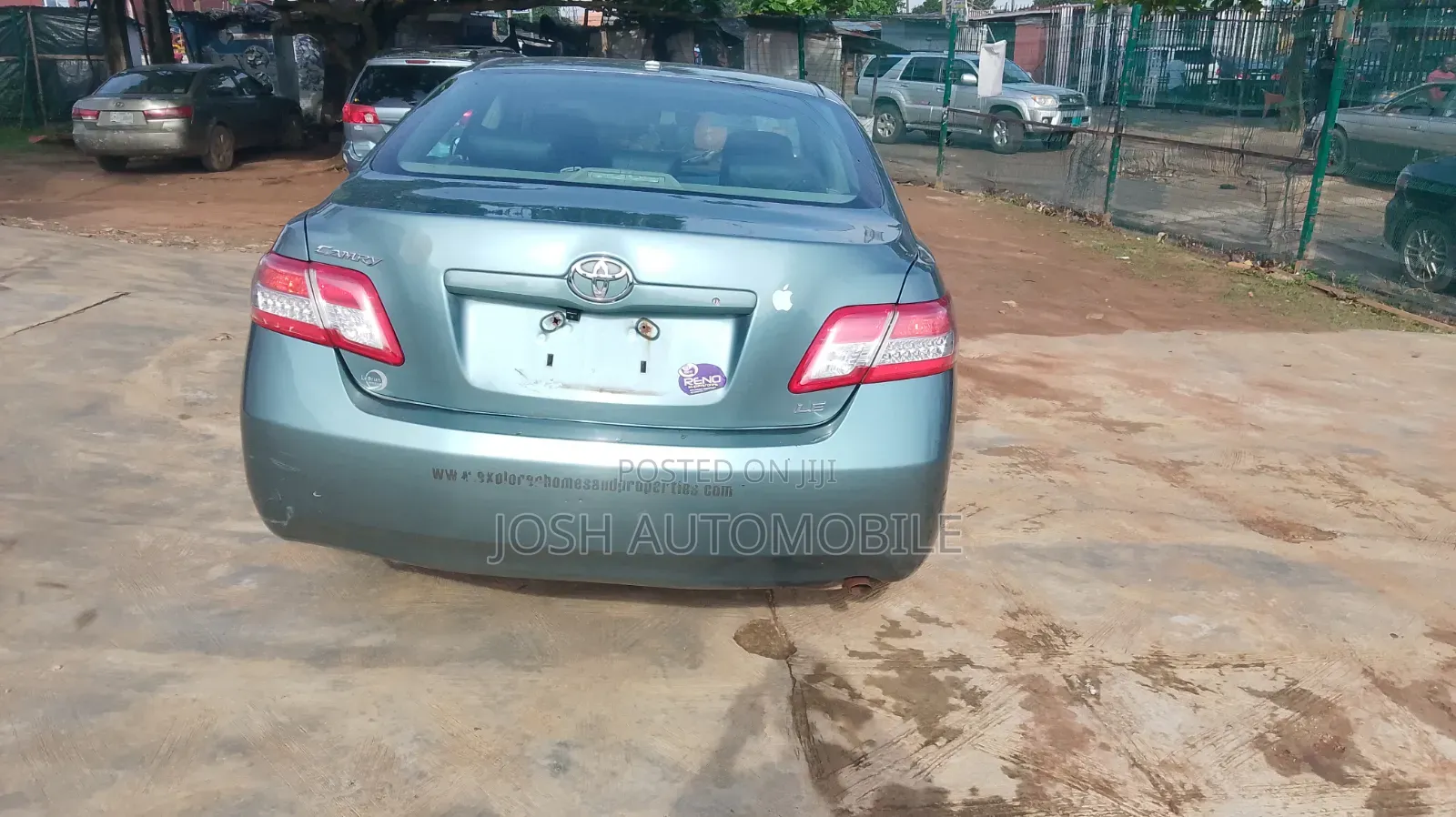 Toyota Camry 2010 Green