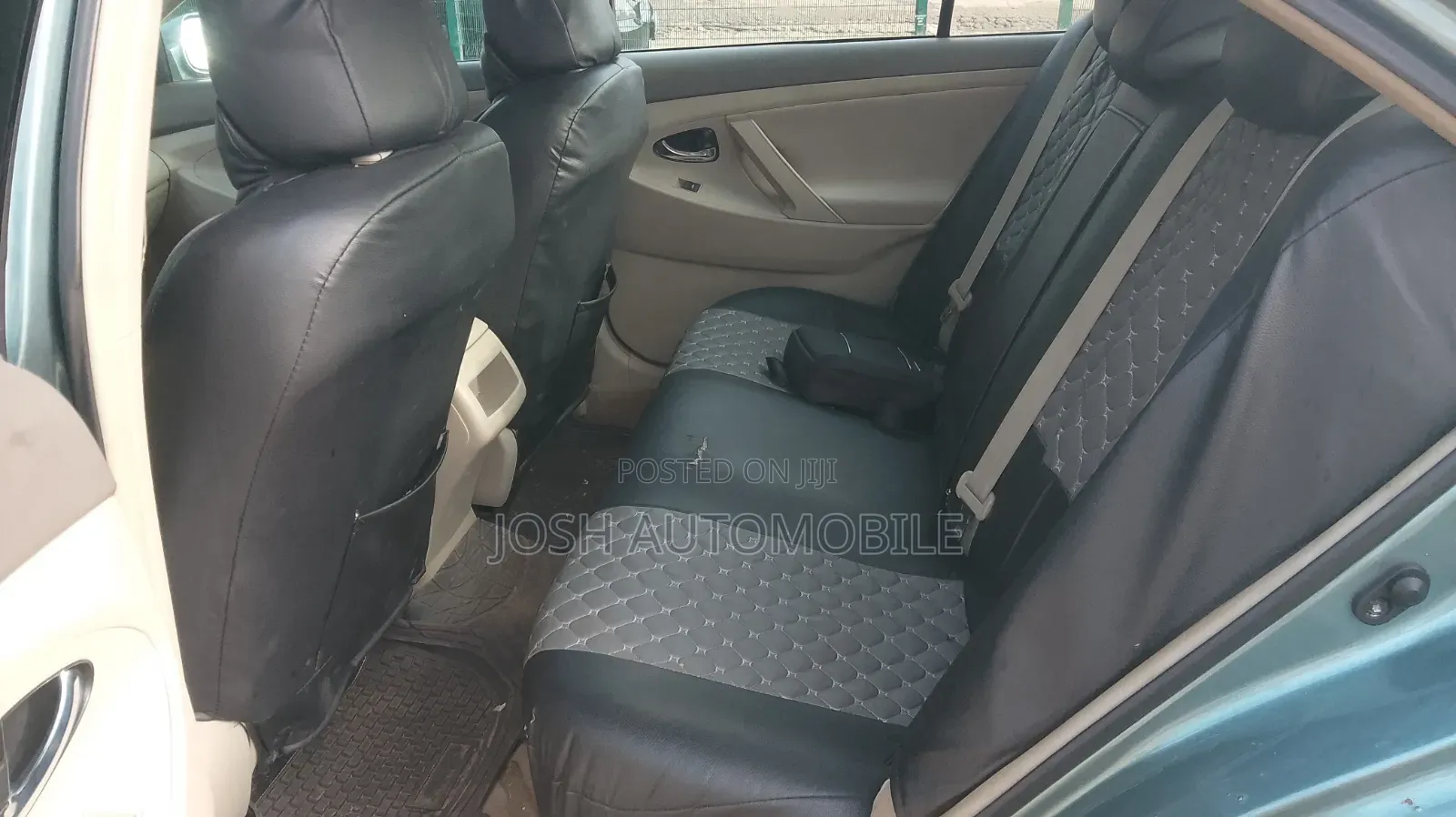 Toyota Camry 2010 Green