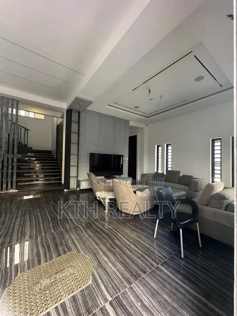 5bdrm Duplex in Old Ikoyi for sale