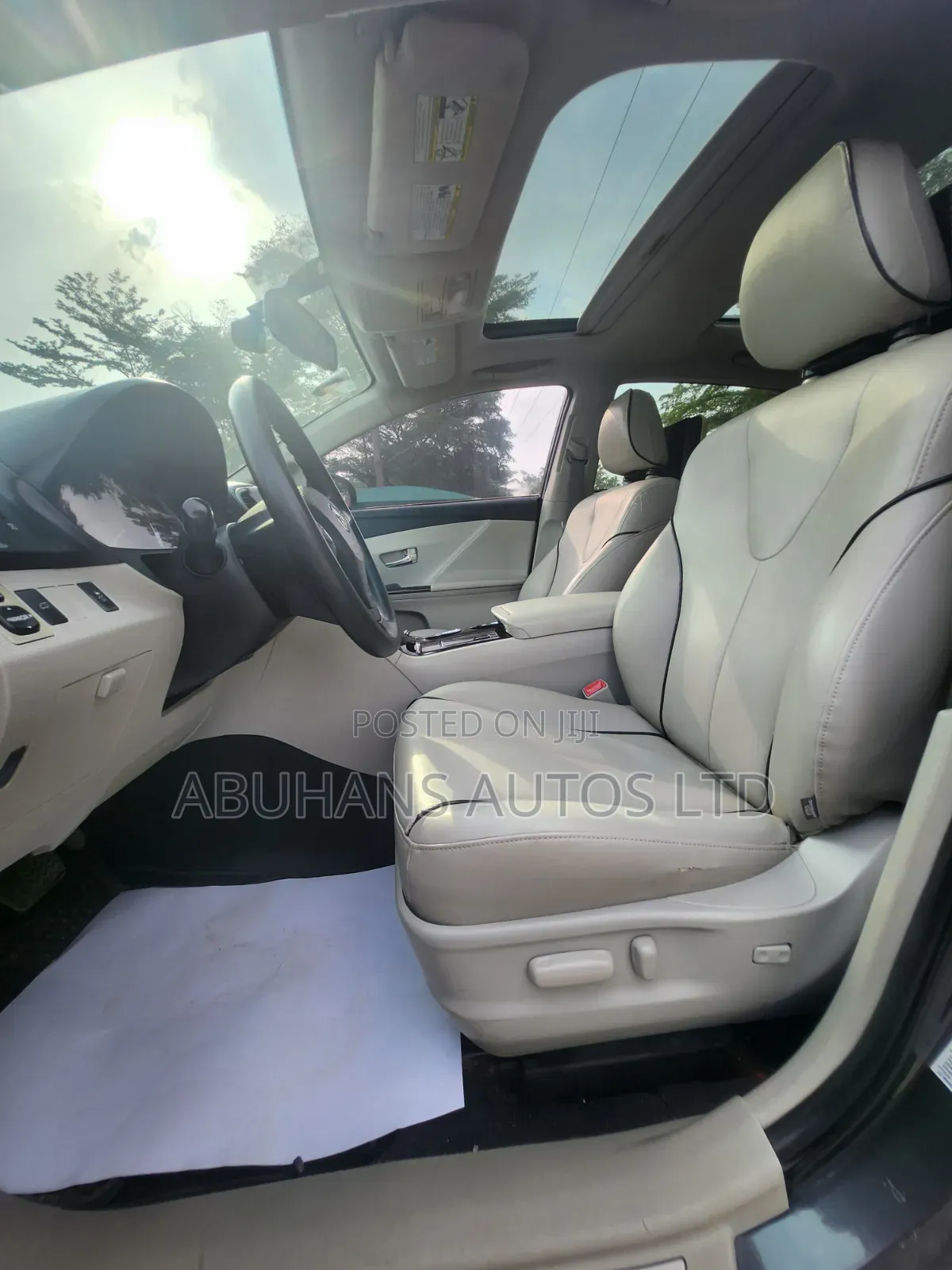 Toyota Venza AWD 2010 Gray