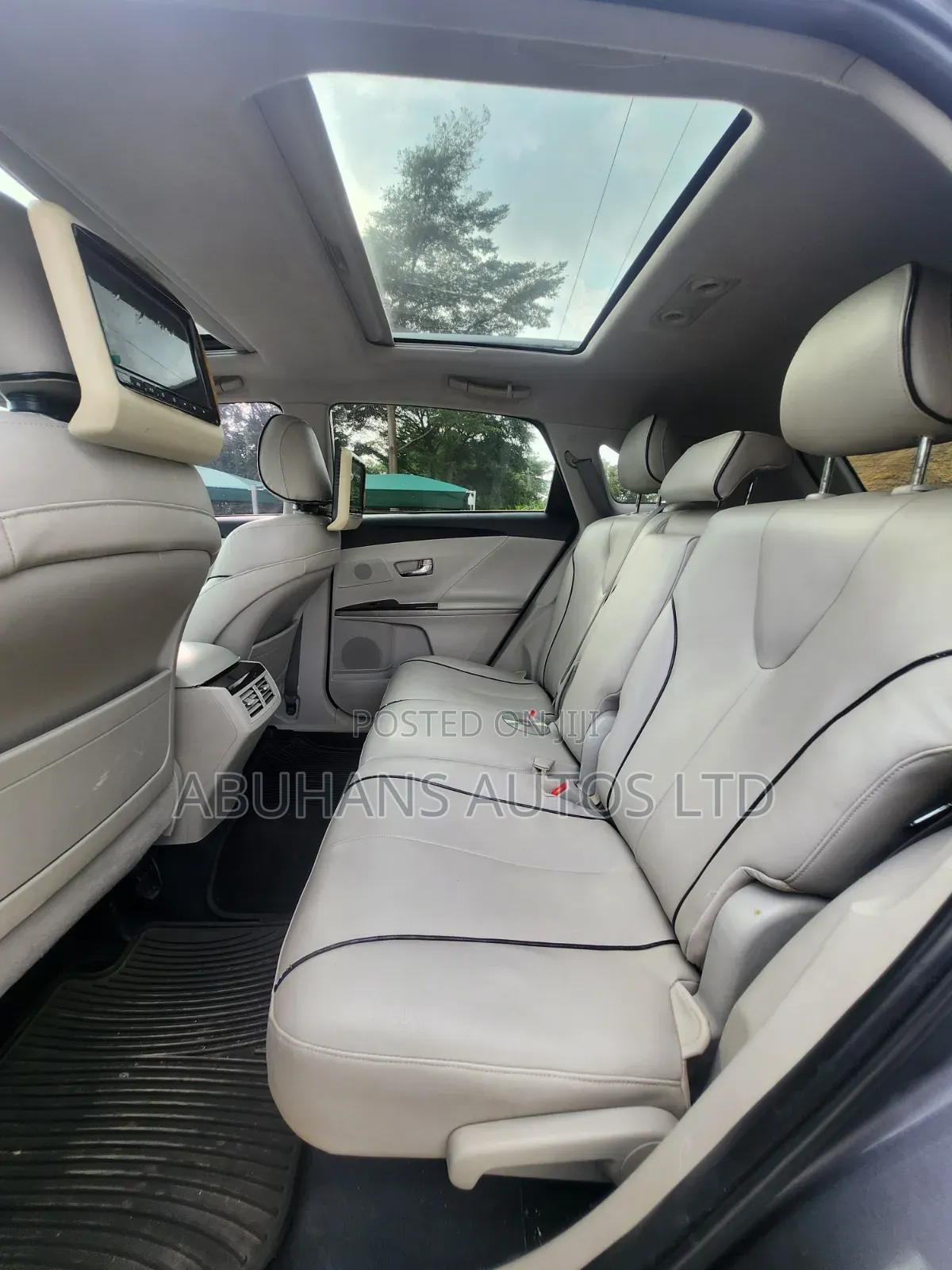 Toyota Venza AWD 2010 Gray