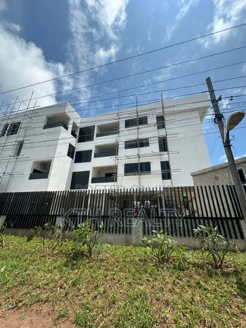4bdrm Maisonette in Lekki Phase 1 for sale