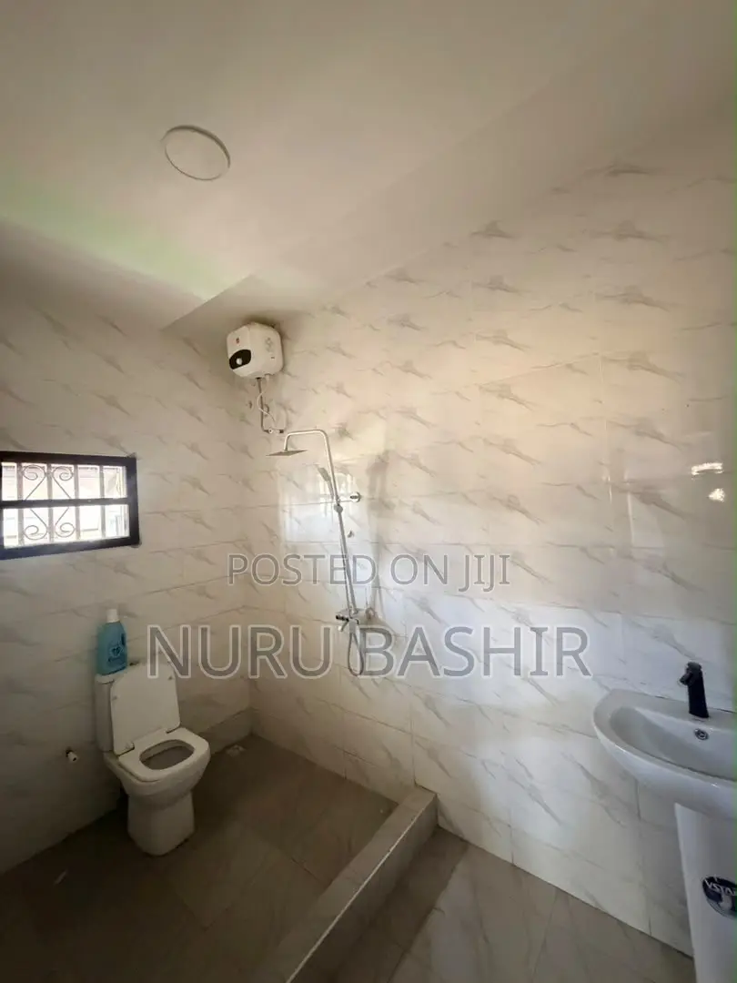 2bdrm Duplex in S&T, Jericho for rent