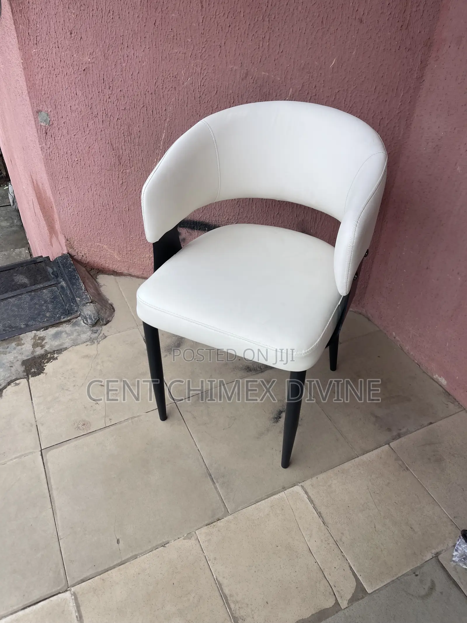 Gallant Cream Dinning Chair