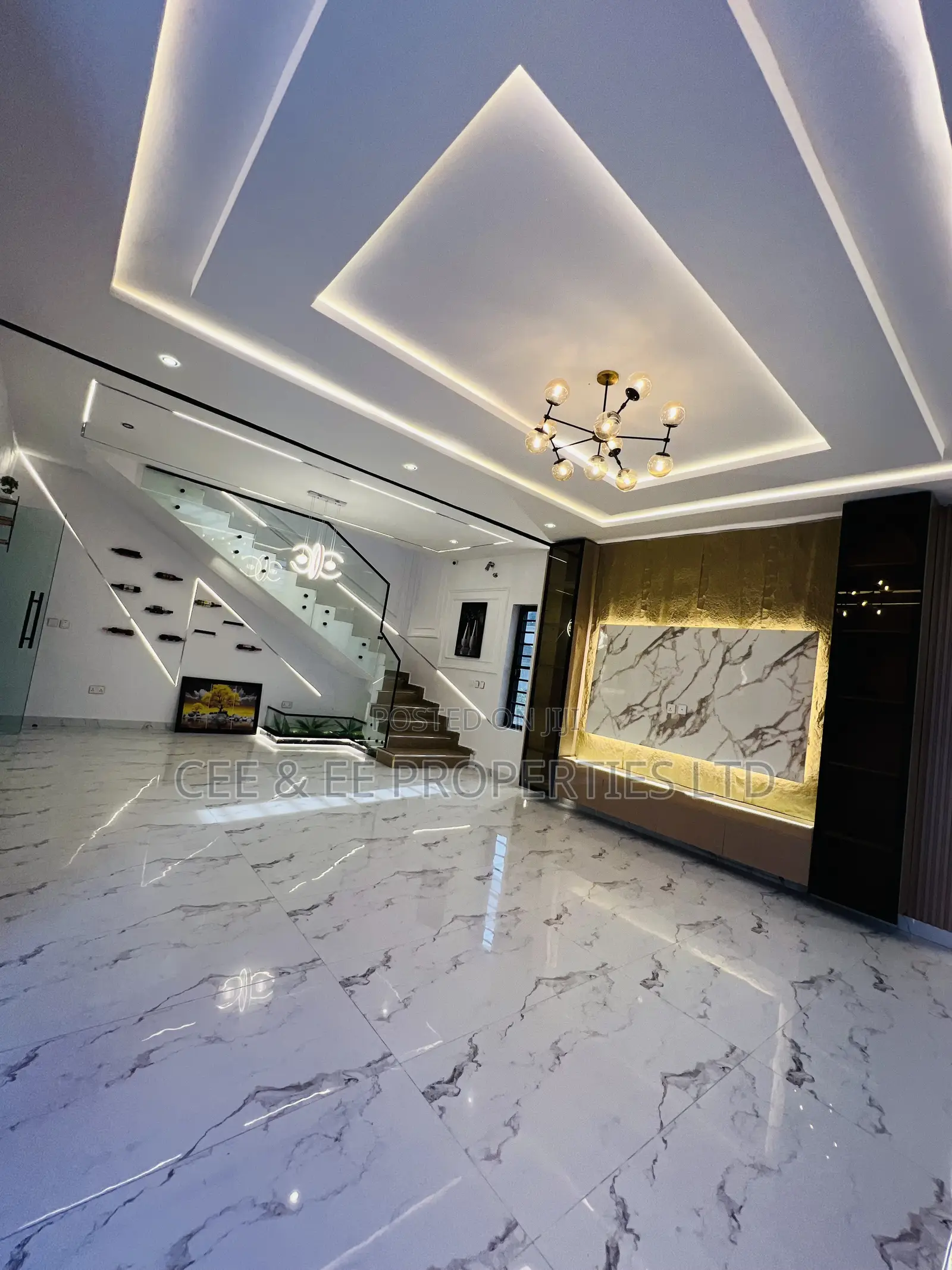 5bdrm Duplex in Pearl Garden Estate, Sangotedo for sale