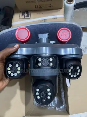 T33 Triple-Lens PTZ Solar CCTV Camera
