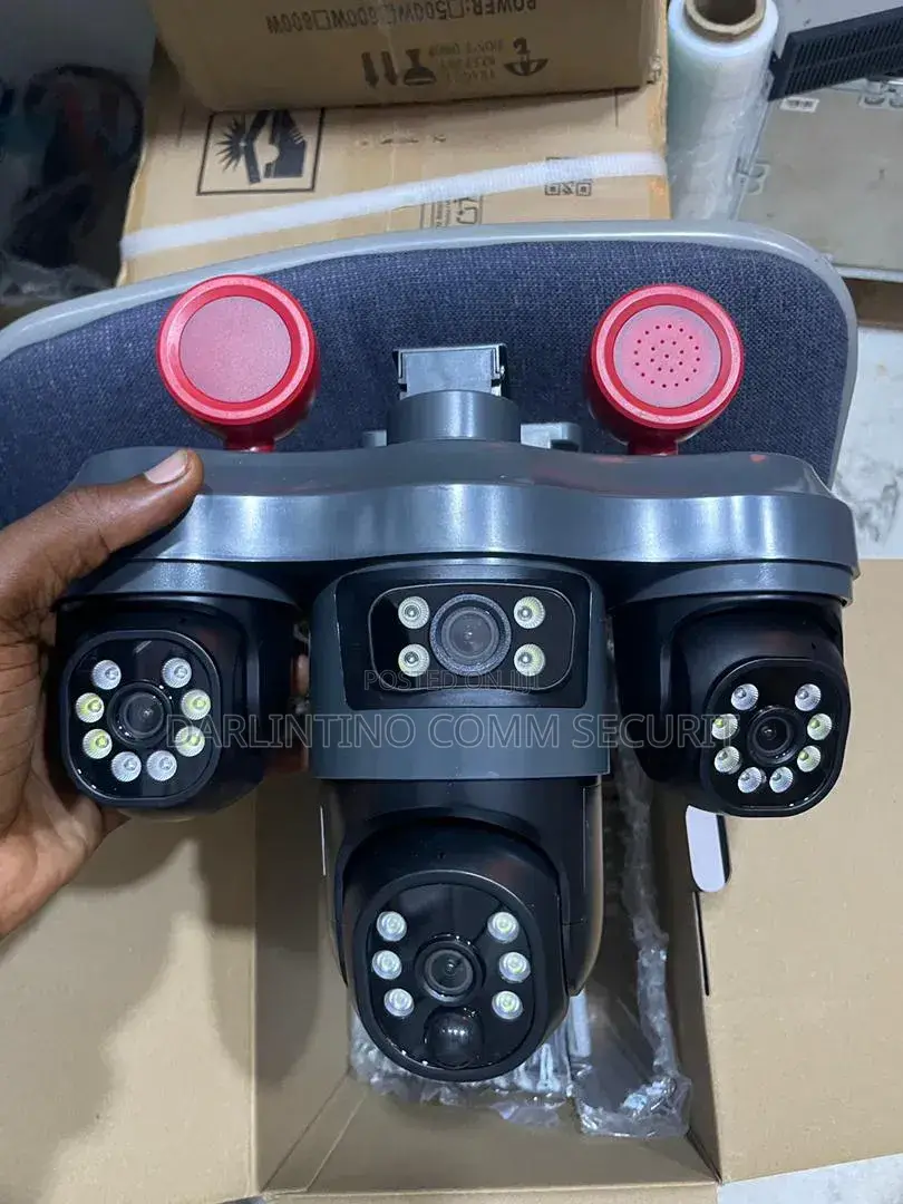 T33 Triple-Lens PTZ Solar CCTV Camera