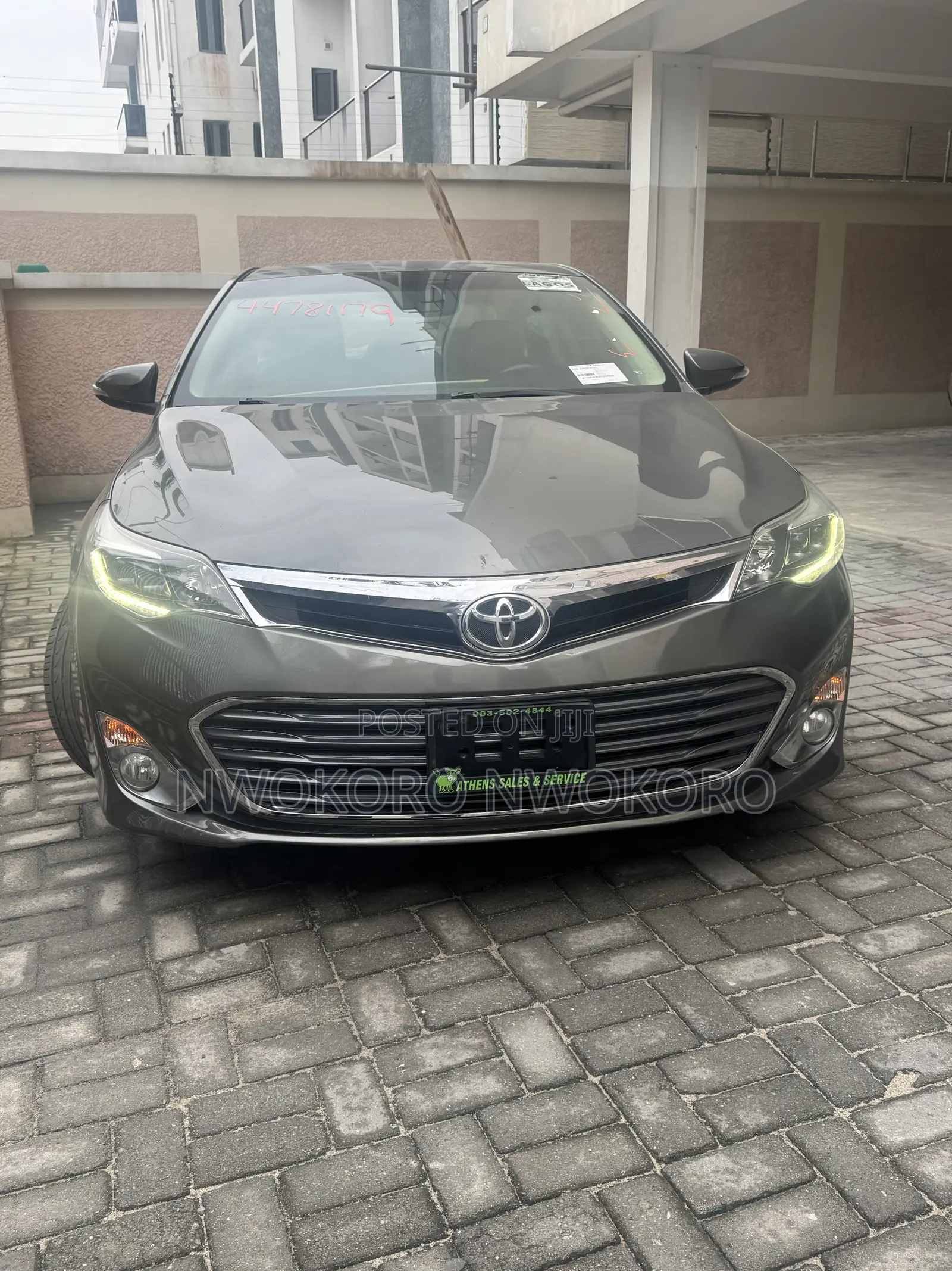 Toyota Avalon Limited Sedan FWD (3.5L 6cyl 6A) 2013 Green