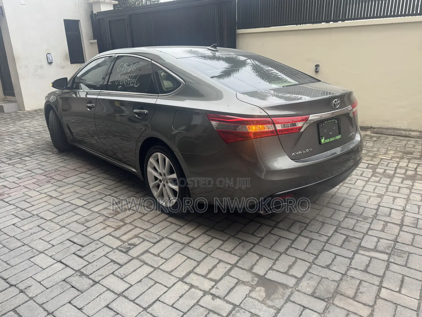 Toyota Avalon Limited Sedan FWD (3.5L 6cyl 6A) 2013 Green