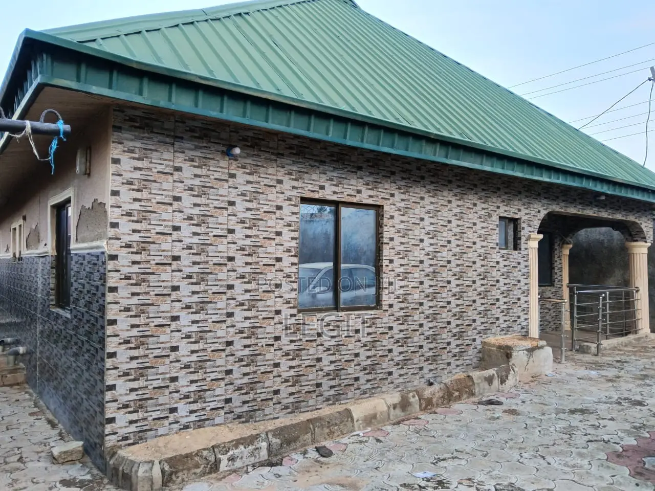 3bdrm Bungalow in Minna for sale