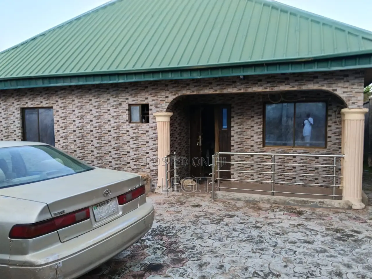 3bdrm Bungalow in Minna for sale