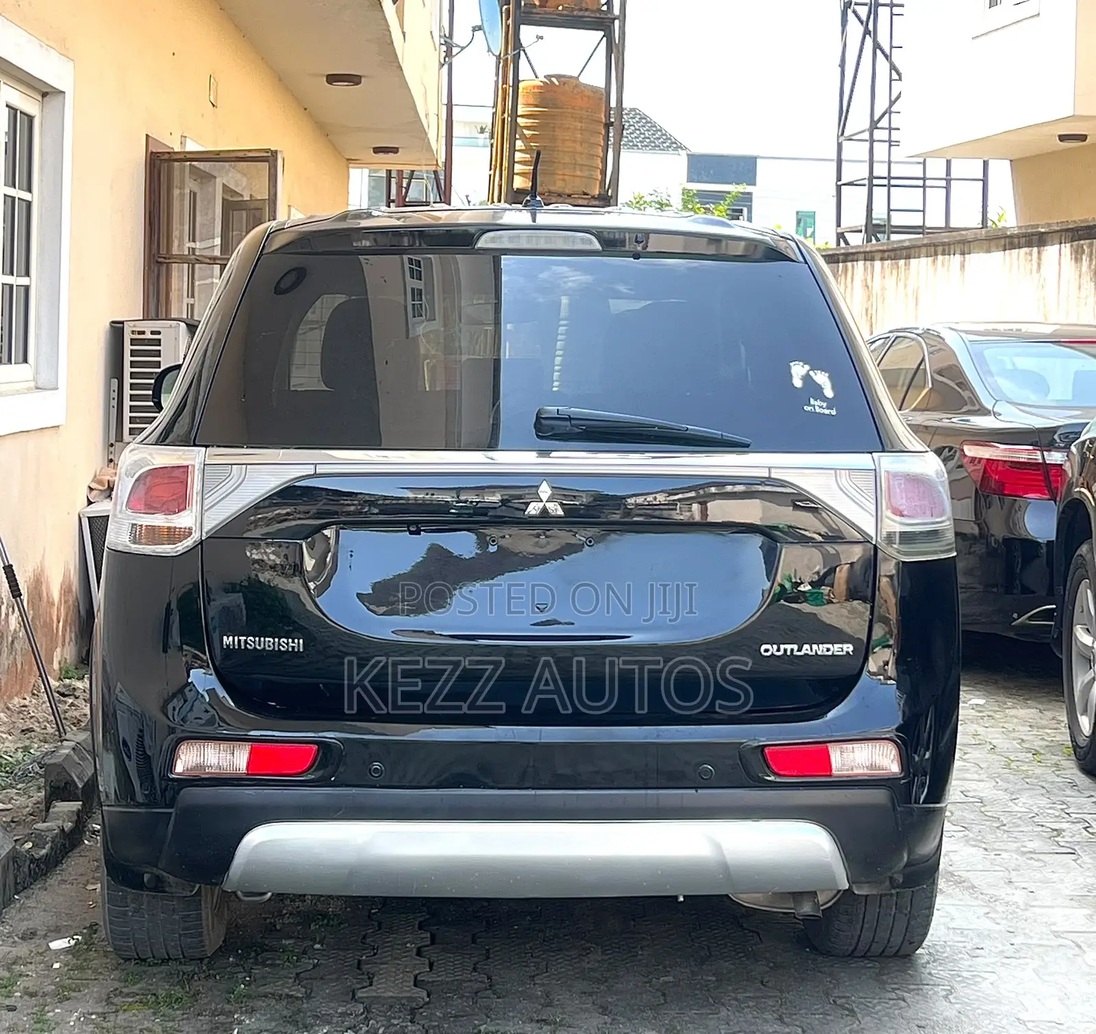 Mitsubishi Outlander 2015 Black