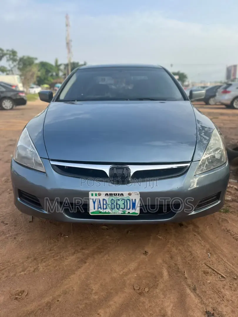 Honda Accord 2006 Blue