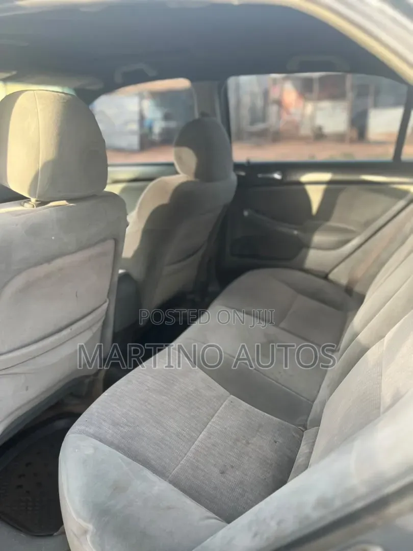 Honda Accord 2006 Blue