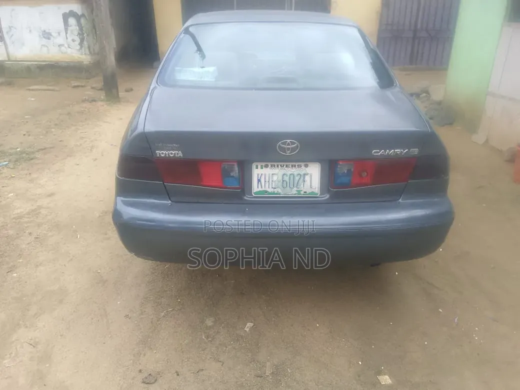 Toyota Camry 2002 Blue