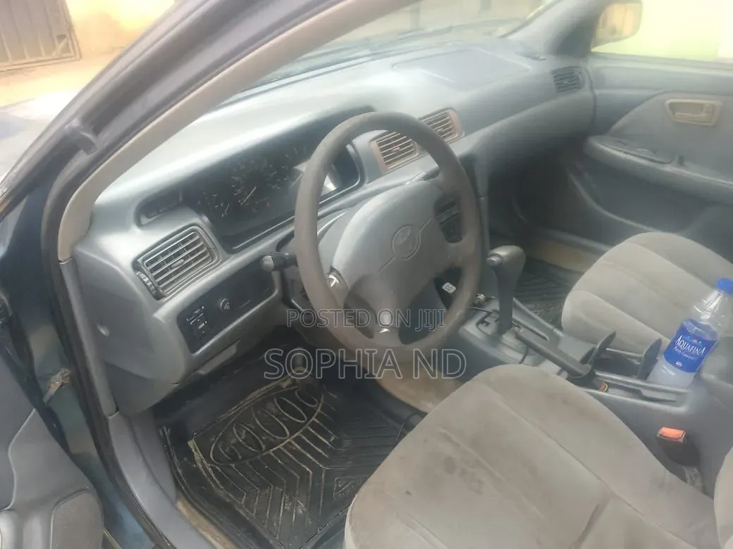 Toyota Camry 2002 Blue