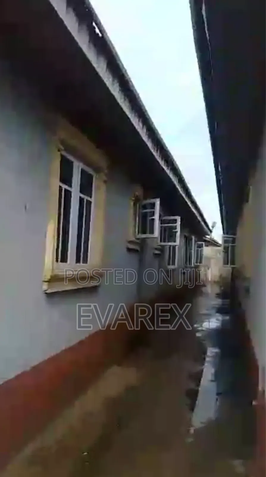 4bdrm Block of Flats in Agbara-Igbesan for sale