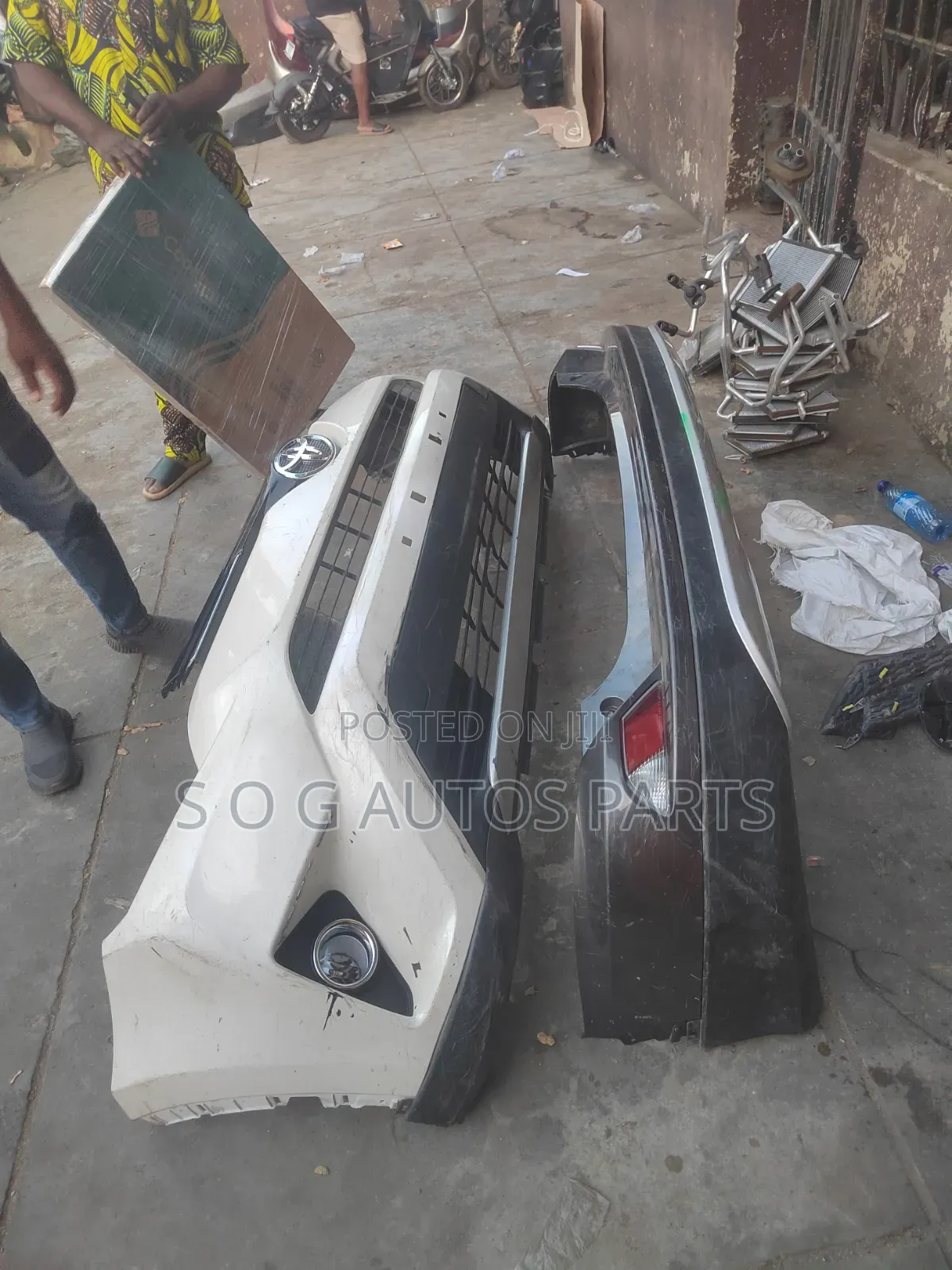 Complete Front and Back Bumper Rav4 2016 Neat Tokunbo