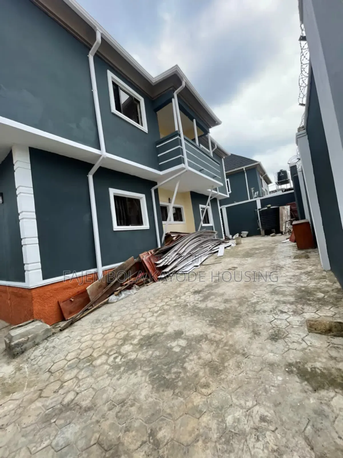 3bdrm Block of Flats in Ashi Bodija for rent
