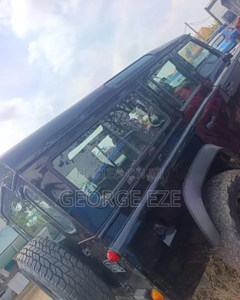Land Rover Defender 2007 Black