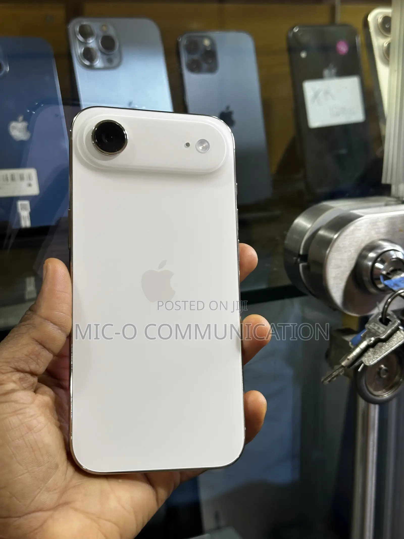 New Apple iPhone Air 256 GB Gold
