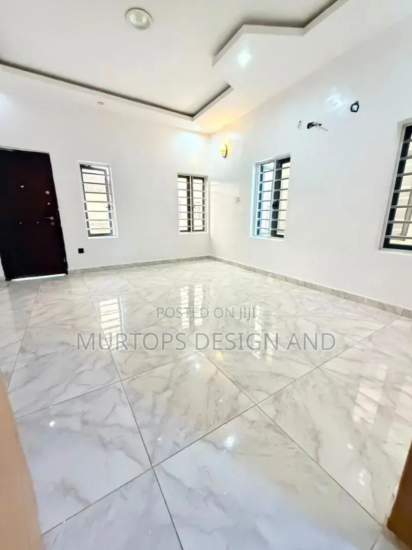 Studio Apartment in Lekki Phase 2 for rent