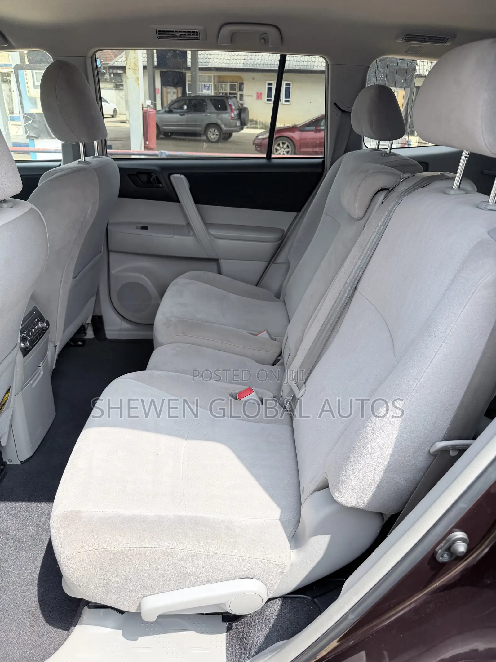 Toyota Highlander 3.5L 4WD 2013 Gray