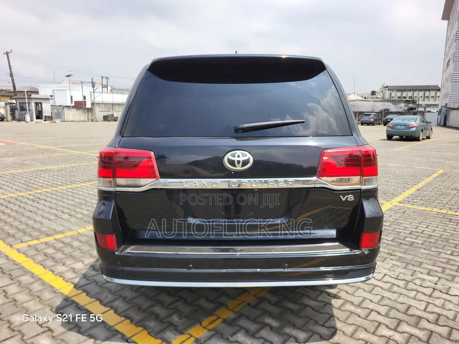 Toyota Land Cruiser 2015 Black