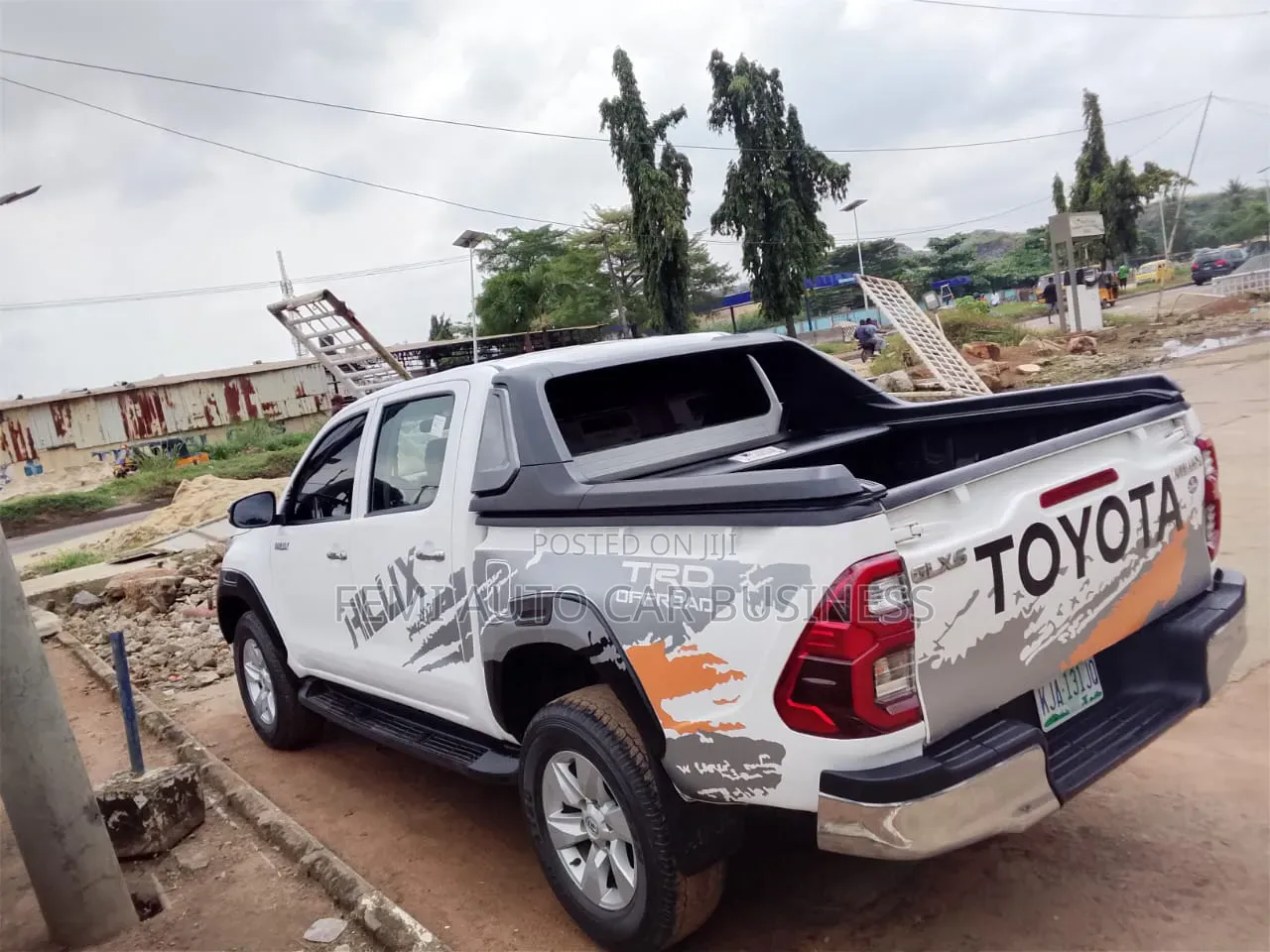 Toyota Hilux 2010 White