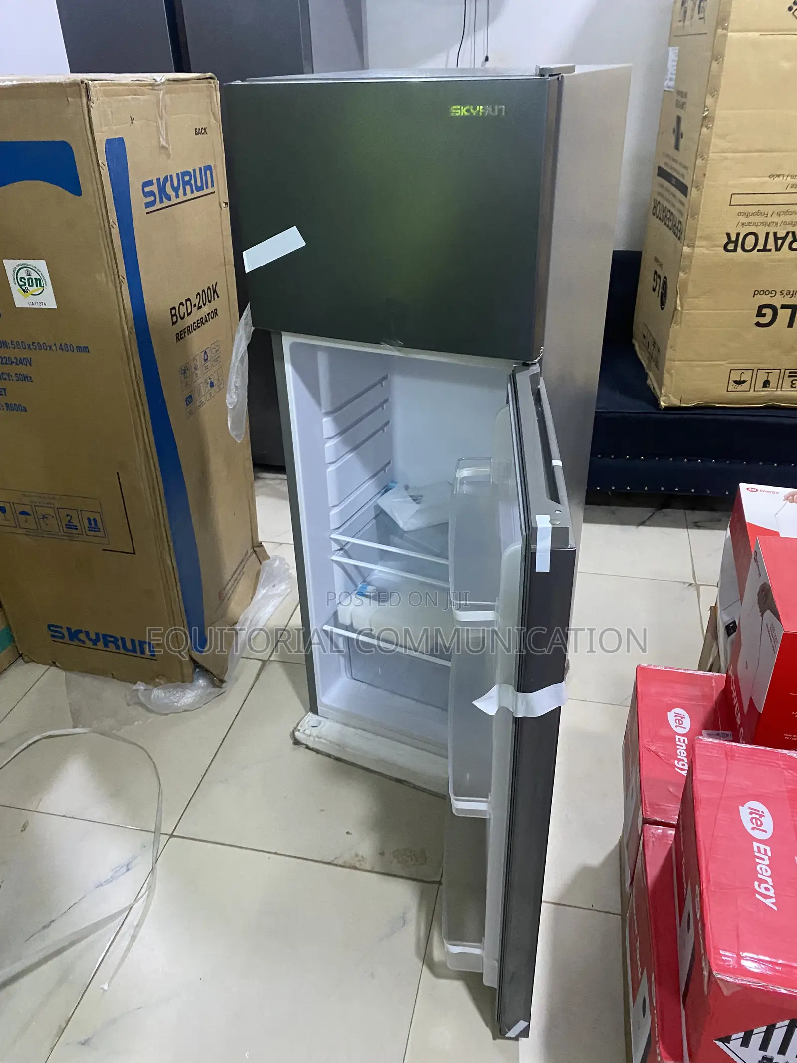 Skyrun BCD-200K 200L Top Freezer Fridge for Household Use