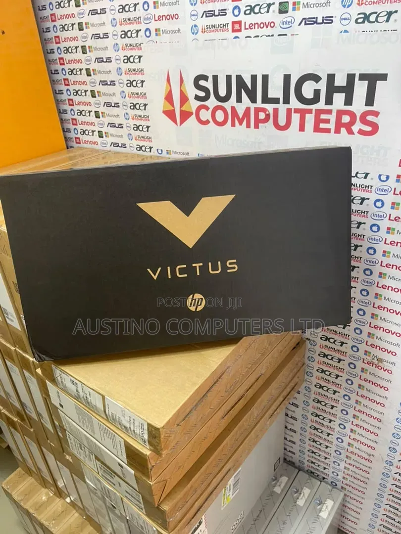 New Laptop HP Victus 15 16GB Intel Core i7 SSD 512GB