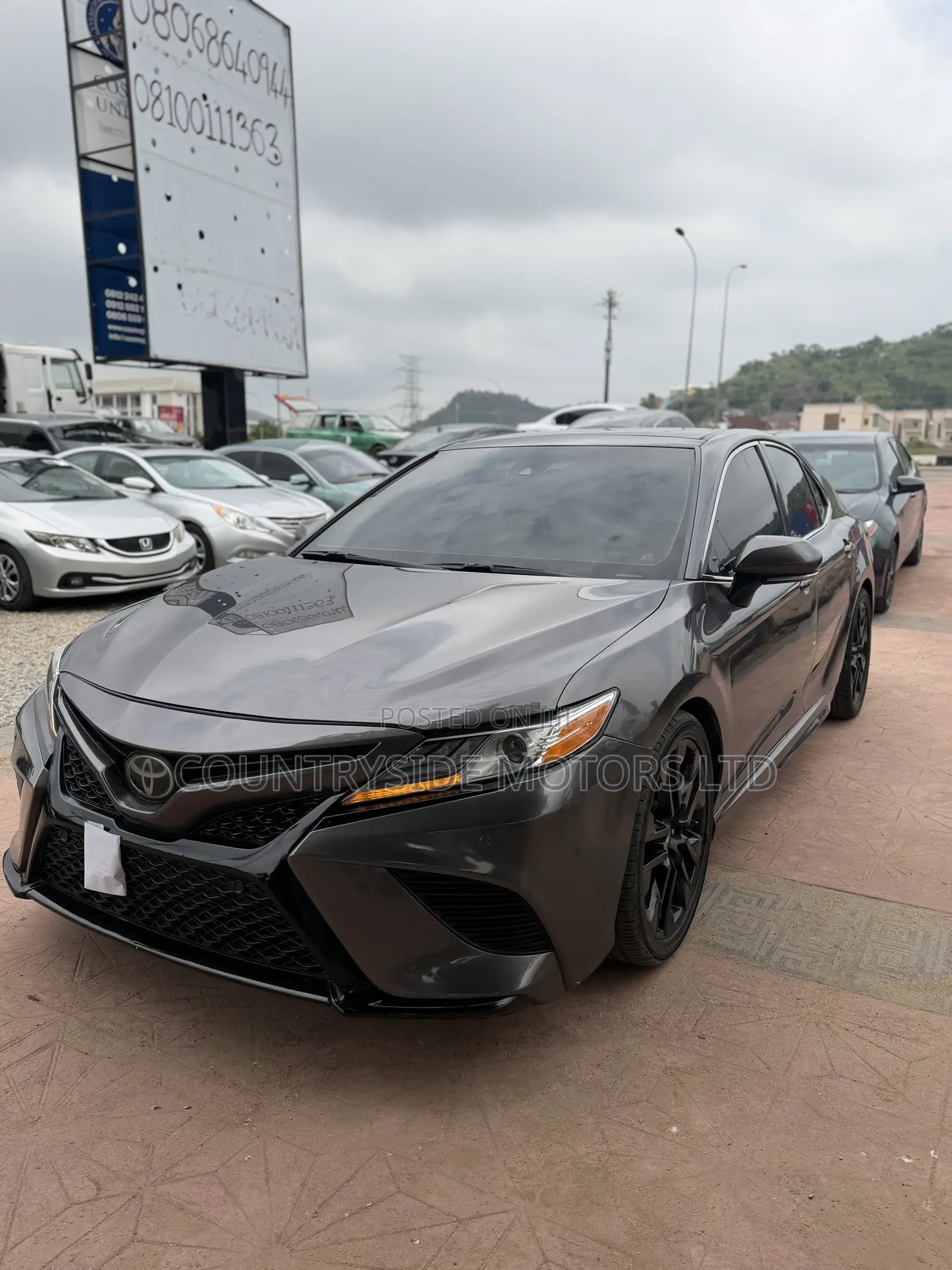 Toyota Camry XSE FWD (2.5L 4cyl 8AM) 2018 Gray